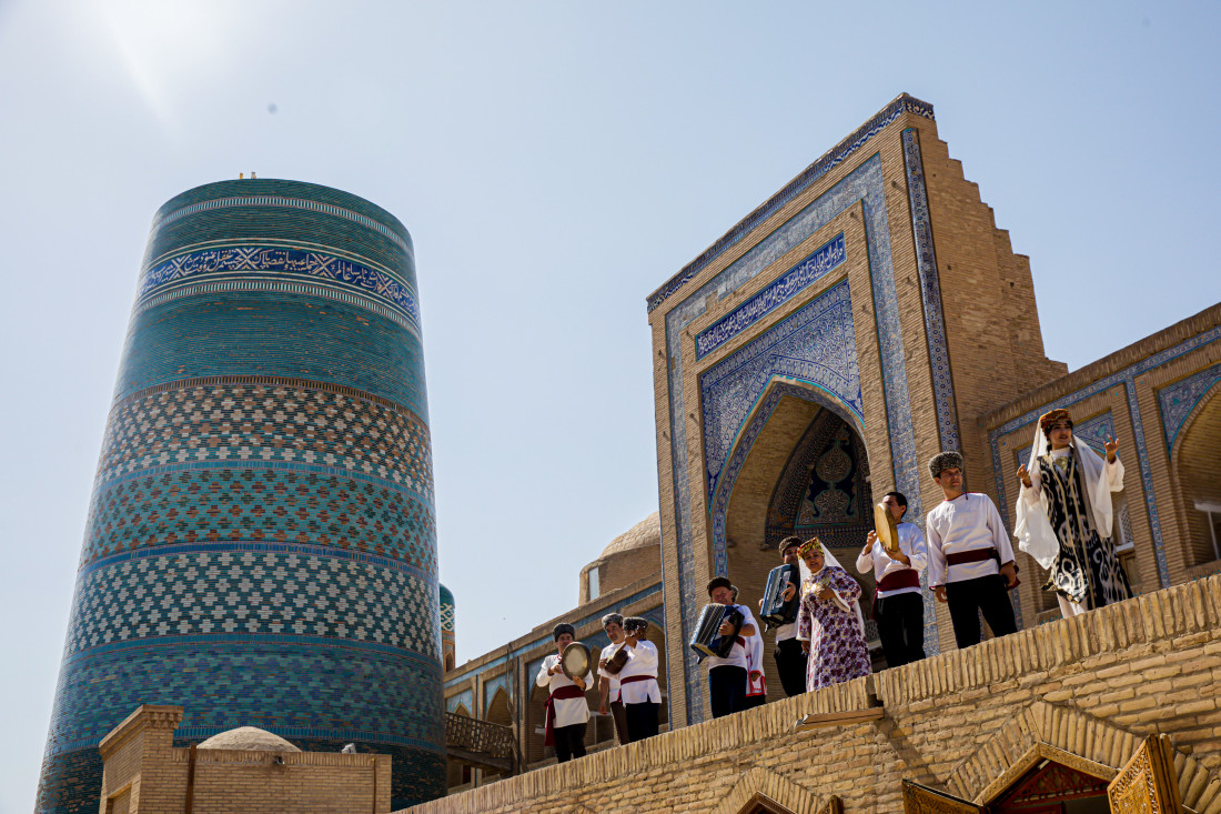 Qanday qilib erkakka minora berish kerak (foto)